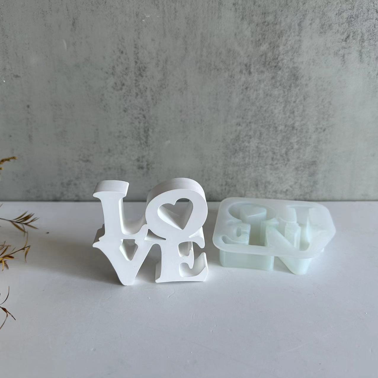 Letter LOVE Silicone Mold DIY  - Resin Art Alphabet recension och pris