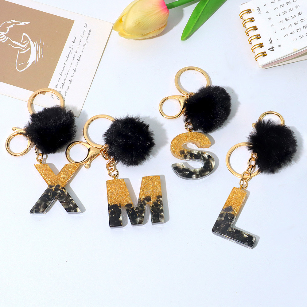 Cute Black Pompom A-Z Initial  - Resin Art Alphabet recension och pris